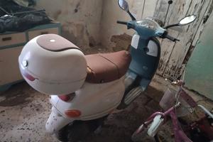 Vespa Et4 x ricambi
