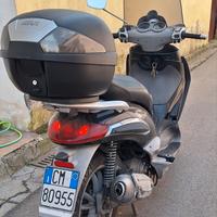 piaggio beverly 125