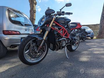 MV Agusta Brutale 750 ASI con RC
