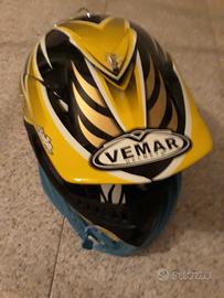 Caschi e stivali cross tuta cross