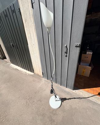 LAMPADA DA TERRA CON REGOLATORE LUMINOSITA'