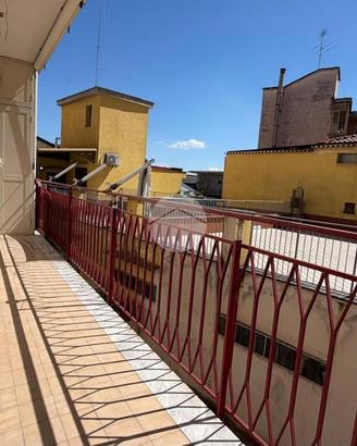 3 LOCALI A MARANO DI NAPOLI