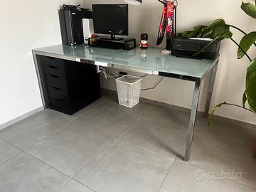 Scrivania 180x80 h.75