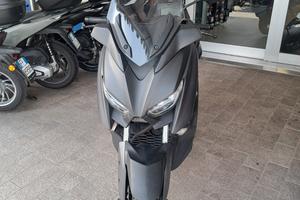 Yamaha X-Max 300 abs Permute garanzia finanziament