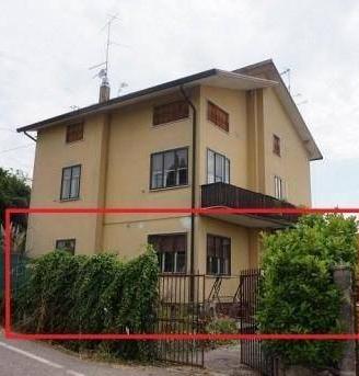 Immobile in asta di 112 m² con 3 locali e box auto