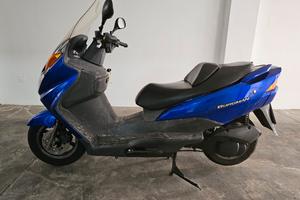 Suzuki Burgman 125cc 