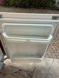 Frigorifero da incasso piccolo