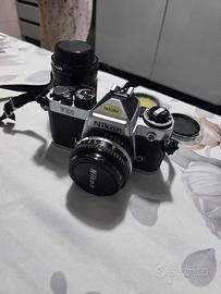 Nikon FE2 + Obiettivo e Accessori 