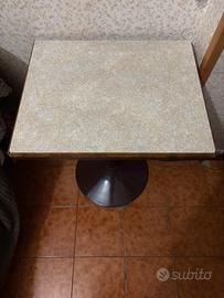 Tavolino rettangolare