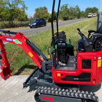 Escavatore AMA 10Q