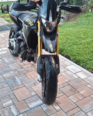 APRILIA DORSODURO 750