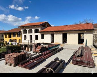 3 LOCALI A GASSINO TORINESE