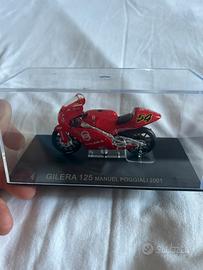 Modellino Moto Gilera 125 Manuel Poggiali 2001