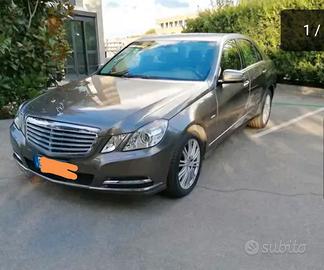 Autovettura mercedes