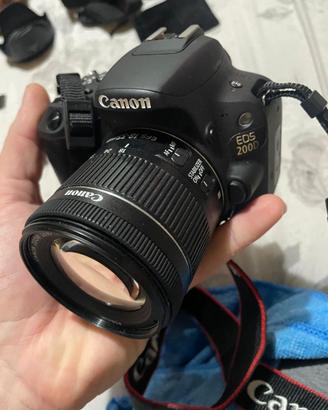 Canon EOS 200D + 18-55mm IS STM - Kit Completo