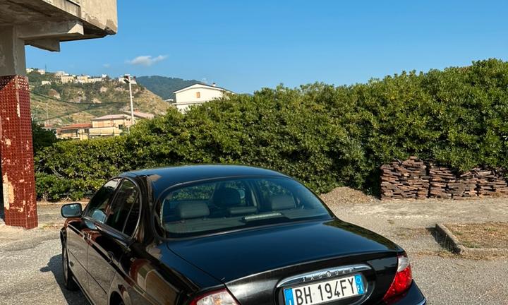 Jaguar S-Type