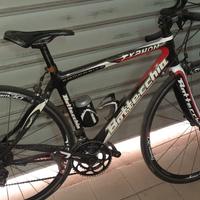Bicicletta bottecchia da corsa in carbonio