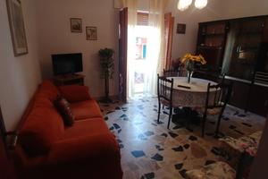 Appartamento di 100 mq arredato