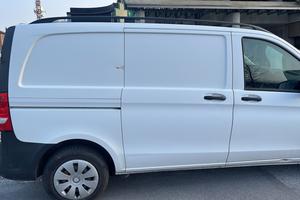 Mercedes vito compact 114