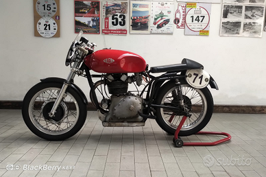 Moto Gilera Saturno Piuma