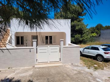 Vacanza Salento100 mt. dal mare immersa nel verde