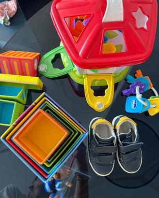 Casetta Chicco + giochi impilabili