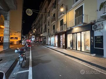 MULTILOCALE A CASTELLAMMARE DI STABIA