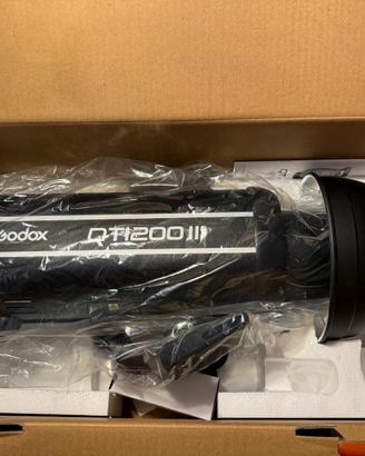 Godox QT1200 II M