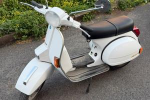 Piaggio Vespa PX150