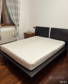 Letto matrimoniale con  rete e materasso