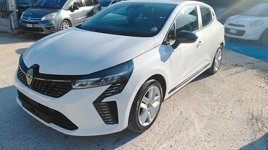 Renault Clio TCe 90 CV 5 porte Techno