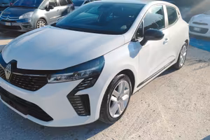 Renault Clio TCe 90 CV 5 porte Techno