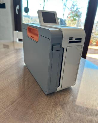 Stampante HITI pocket studio P110S box 360 foto