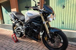 Triumph Street Triple 675