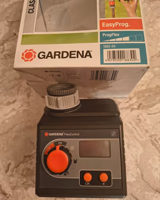 Programmatore irrigazione Gardena+accessori vari 