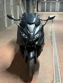 T-max 560 2022