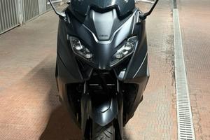 T-max 560 2022