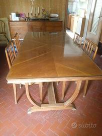 Tavolo da pranzo in legno + 4 sedie
