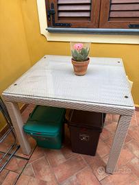 Tavolo esterno