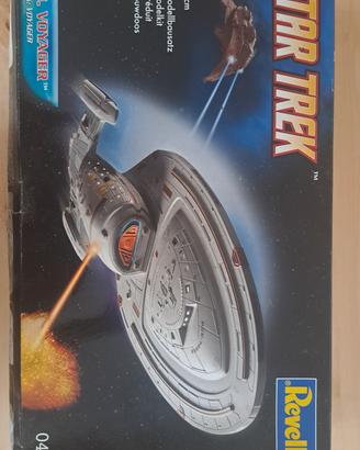 Modellino star trek voyager - revell 04801