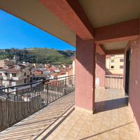 Trilocale oltre accessori in Via Principe Ruffo -