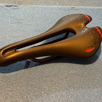 sella San Marco Aspide Short Fit Carbon FX Wide