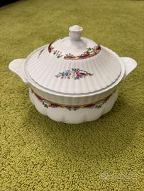 Zuppiera vintage in porcellana Limoges.