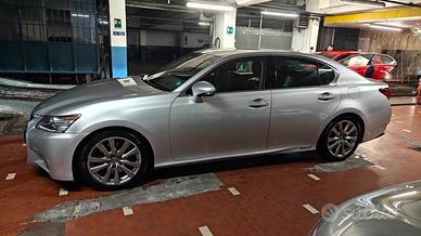 Lexus GS 300h Ibrida