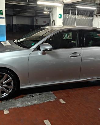 Lexus GS 300h Ibrida