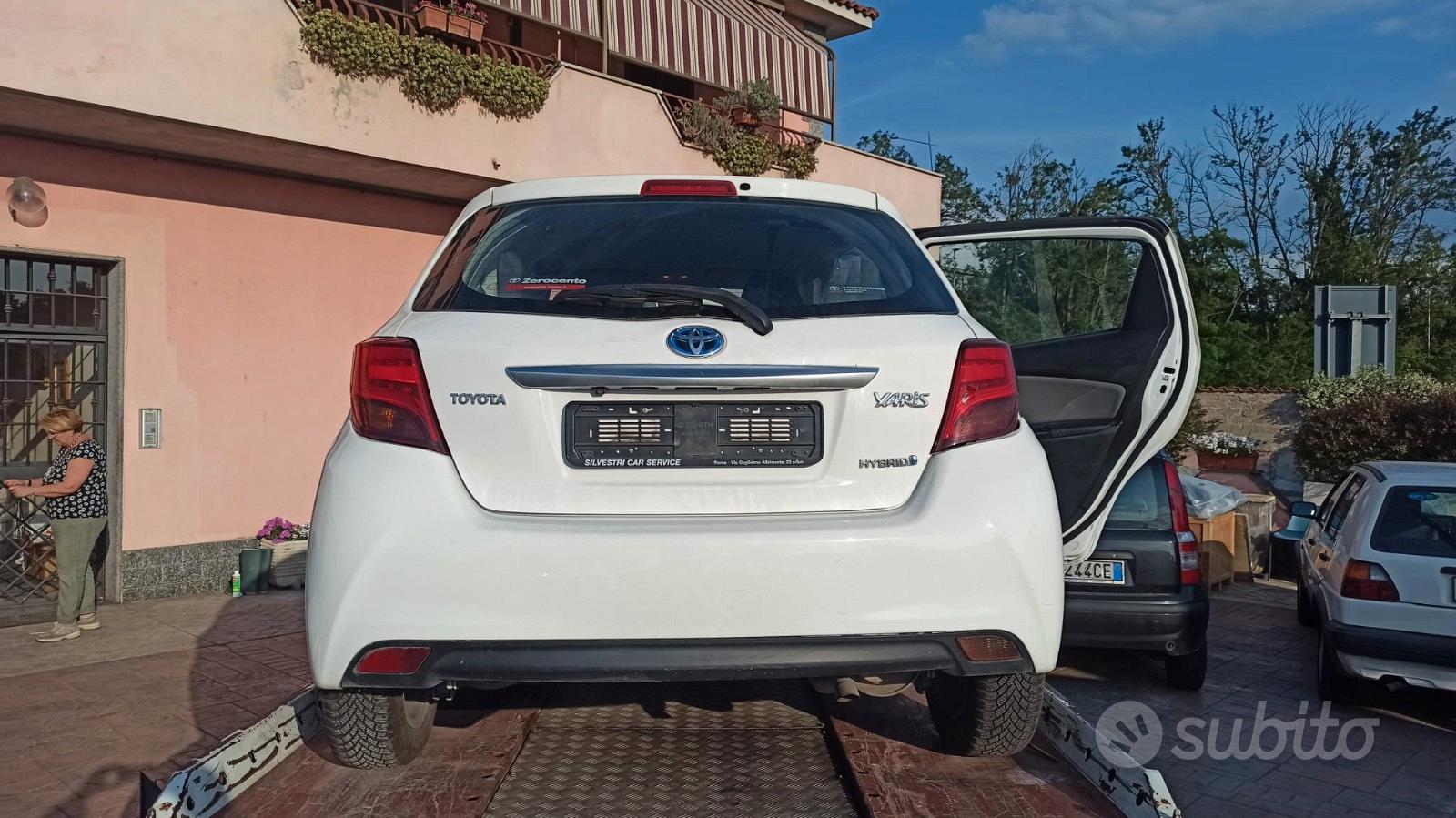 Subito CENTUR CAR SRL Ricambi usati toyota yaris ibrid anno 2016