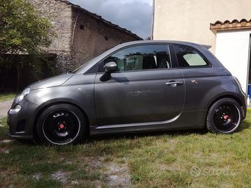 Cerchi R 16 cubicati carbonio 500 Abarth