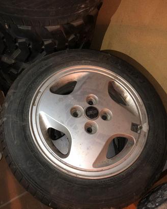 Cerchi e gomme auto