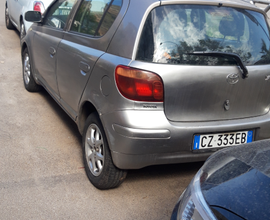 Toyota yaris 1300 (2005)da riparare