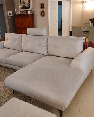 Divano angolare con chaise longue
